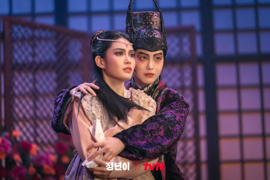 دانلود سریال جونگنیون: تولد ستاره | سریال Jeongnyeon: The Star is Born 2024