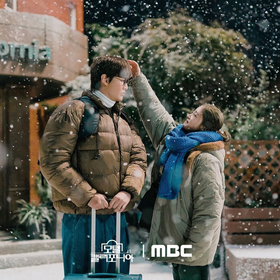 دانلود سریال مسافرخانه کالیفرنیا | سریال Motel California 2025 1 دانلود سریال مسافرخانه کالیفرنیا | سریال Motel California 2025