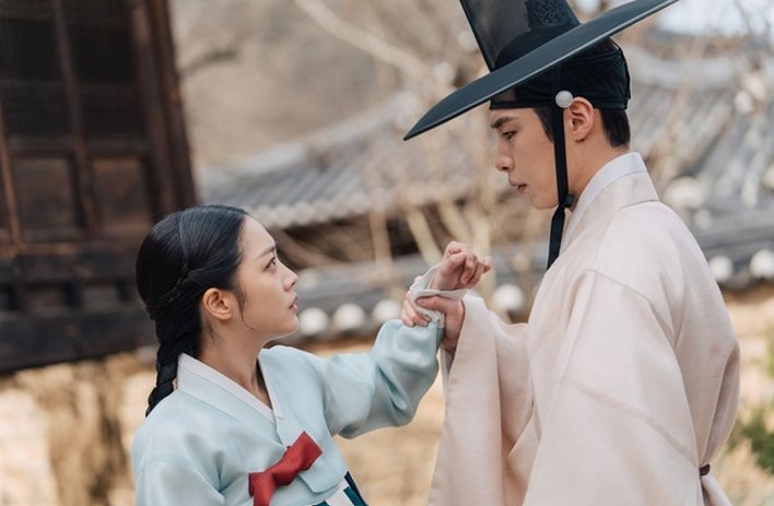 دانلود سریال هونگ رانگ عزیز | سریال Dear Hongrang 2025 1 دانلود سریال هونگ رانگ عزیز | سریال Dear Hongrang 2025